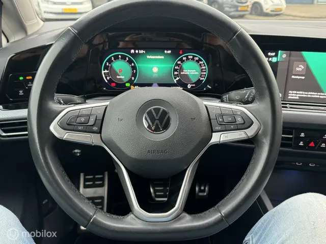 Volkswagen Golf 1.5 eTSI 2022 Benzine 15