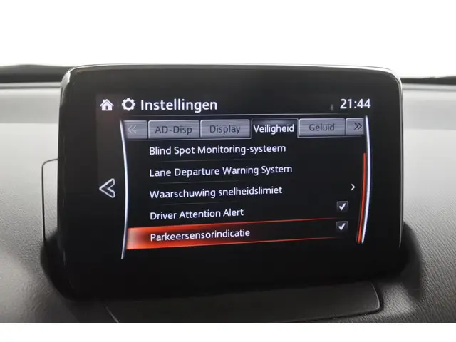 Mazda 2 1.5 90pk Automaat GT-M 2019 Benzine 24