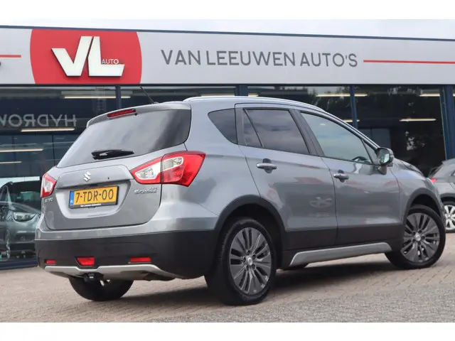 Suzuki S-Cross 2
