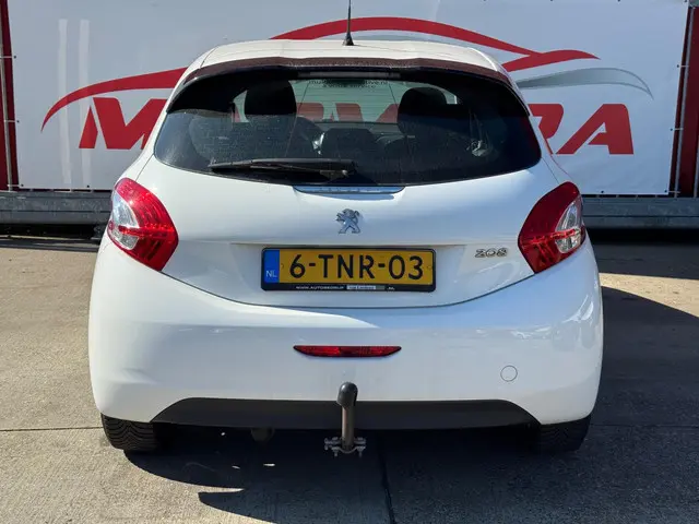 Peugeot 208 1.0 VTi Access / AIRCO / NAP 2014 Benzine 9