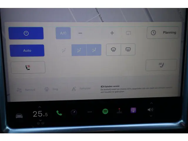Tesla Model S 75 Base 2016 Elektrisch 45