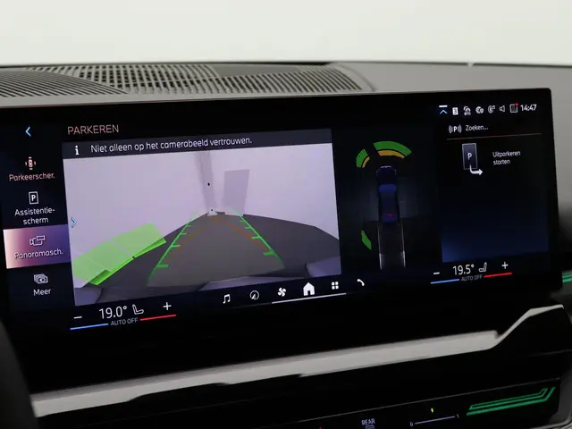 BMW 5 Serie Sedan 530e 2025 Hybride Benzine 26