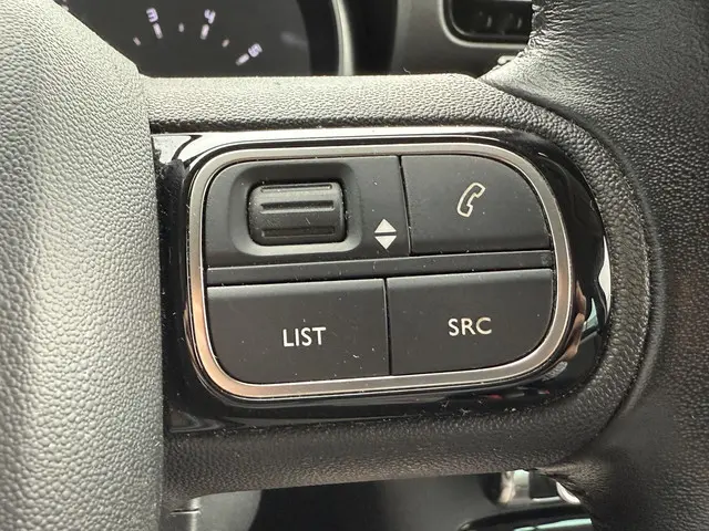 Citroën C3 Aircross 1.2 PureTech S&S Shine 2019 Benzine 33