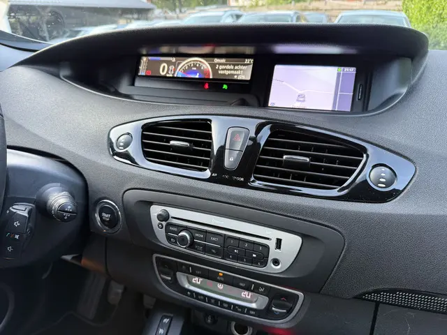 Renault Scénic 1.2 TCe Collection 2013 Benzine 15