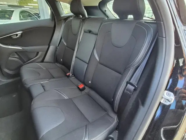 Volvo V40 2.0 D2 Momentum Business 2015 Diesel 11