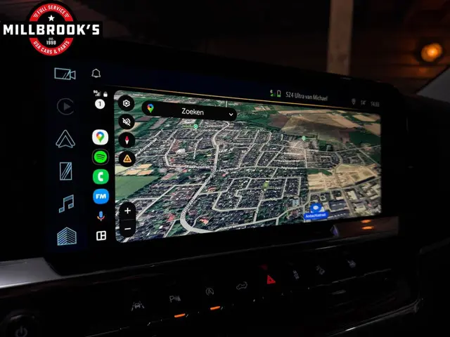 Chevrolet Silverado USA Trailboss, 2024 Benzine 24