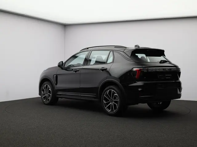 Lynk & Co 01 1.5 Core 2025 Hybride Benzine 5