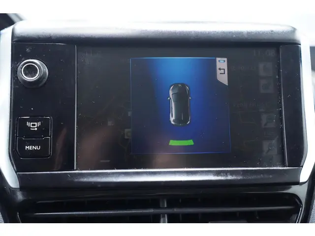 Peugeot 208 1.4 e-HDi Active 2013 Diesel 34