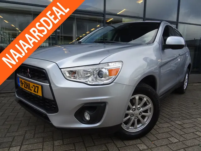 Mitsubishi ASX 1.6 ClearTec Entry 2015 Benzine