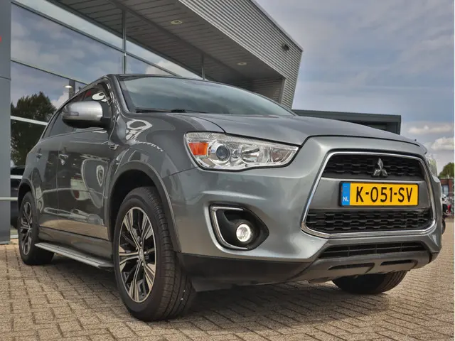 Mitsubishi ASX 1.6 Cleartec Intense 2015 Benzine 6