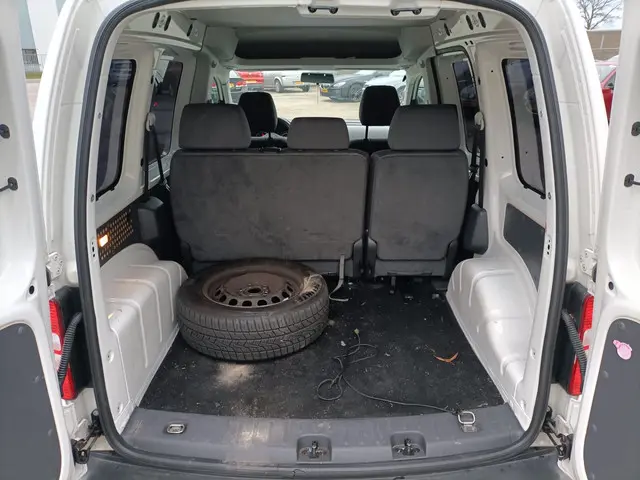 Volkswagen Caddy 2.0 TDI Trendline 2015 Diesel 8