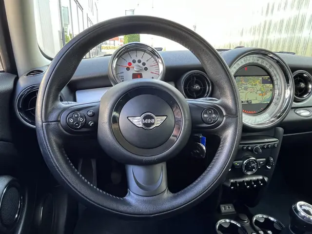 MINI One 1.6 Chili 2014 Benzine 29