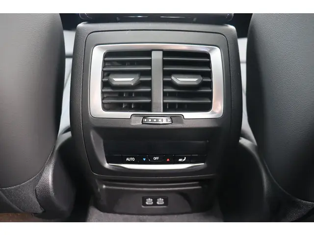 BMW iX3 High Executive Edition 80 kWh 2025 Elektrisch 15