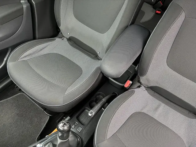 Renault Captur 0.9 TCe Dynamique 2016 Benzine 35