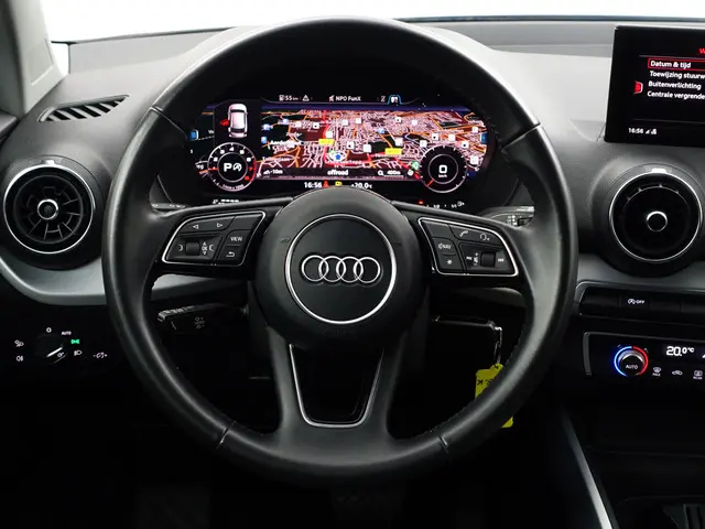 Audi Q2 1.0 TFSI Design Aut- 2018 Benzine 13