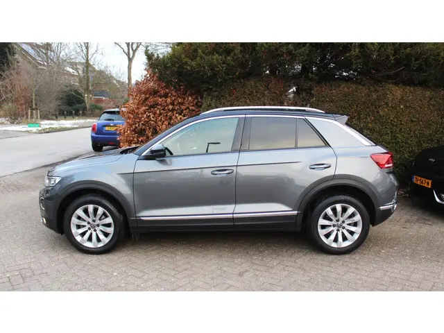 Volkswagen T-Roc 1.5 TSI Sport 2021 Benzine 4