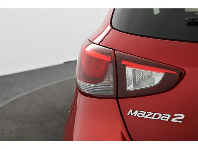 Mazda 2 1.5 Skyactiv-G GT-M Line 2016 Benzine 38
