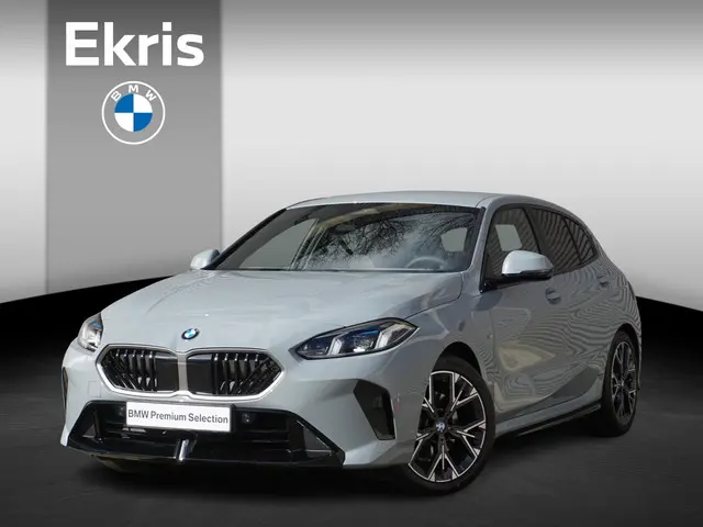 BMW 1 Serie 5-deurs 120 2025 Benzine