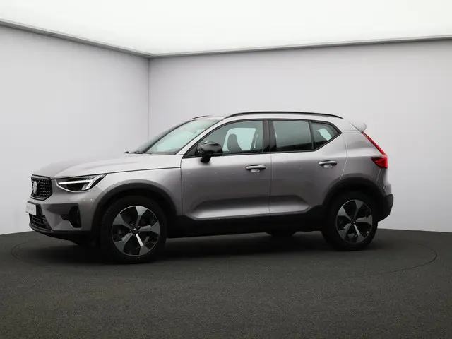 Volvo XC40 2.0 B4 Plus Dark 2025 Benzine 16