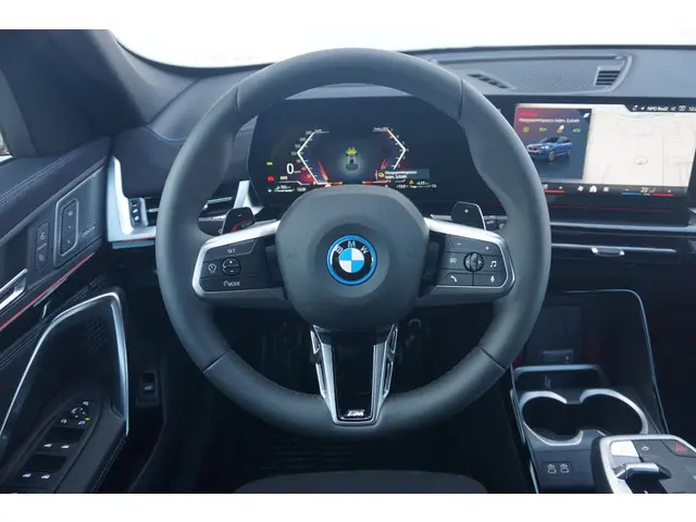 BMW X1 xDrive25e 2025 Hybride Benzine 16