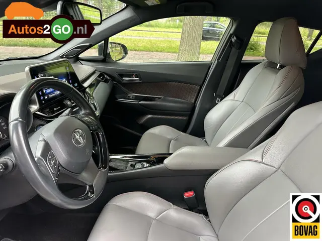 Toyota C-HR 1.8 Hybrid Executive 2018 Hybride Benzine 20