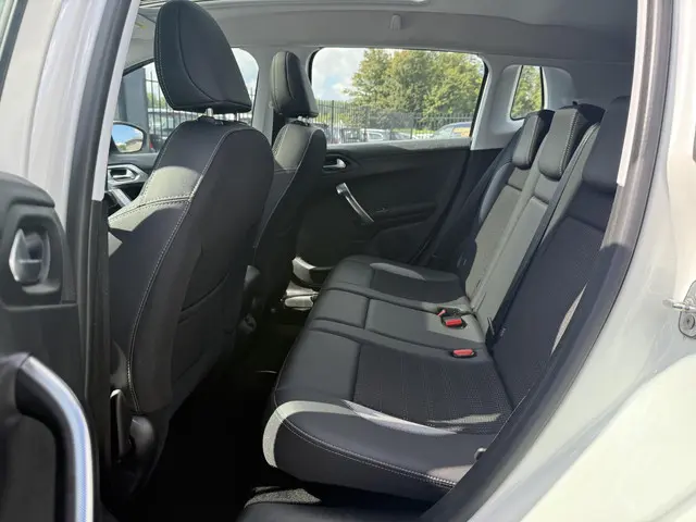 Peugeot 2008 1.2 PureTech Allure 2018 Benzine 10