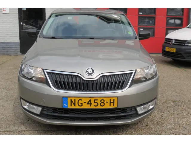 Škoda Rapid Spaceback 1.2 TSI Greentech 2015 Benzine 2