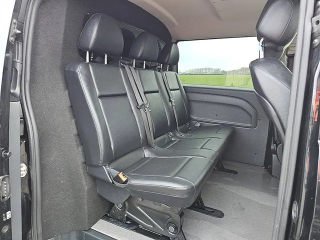 Mercedes-Benz Vito 114 2022 Diesel 12