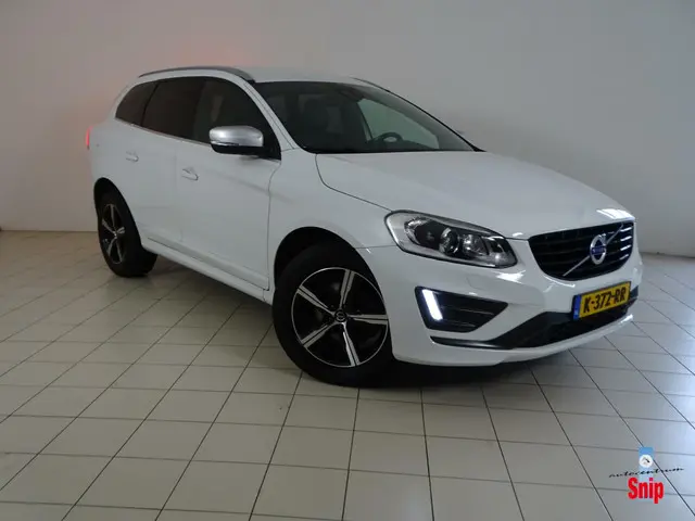 Volvo XC60 2.0 T5 R-Design Automaat. 2017 Benzine 23