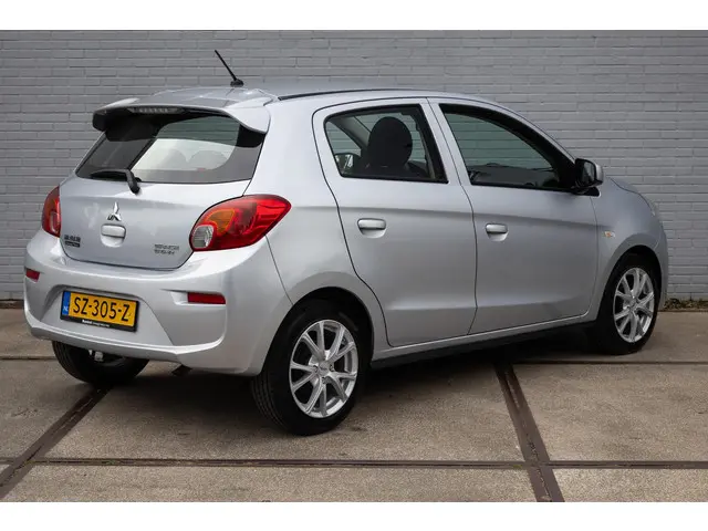 Mitsubishi Space Star 1.0 Cool+ 2018 Benzine 13
