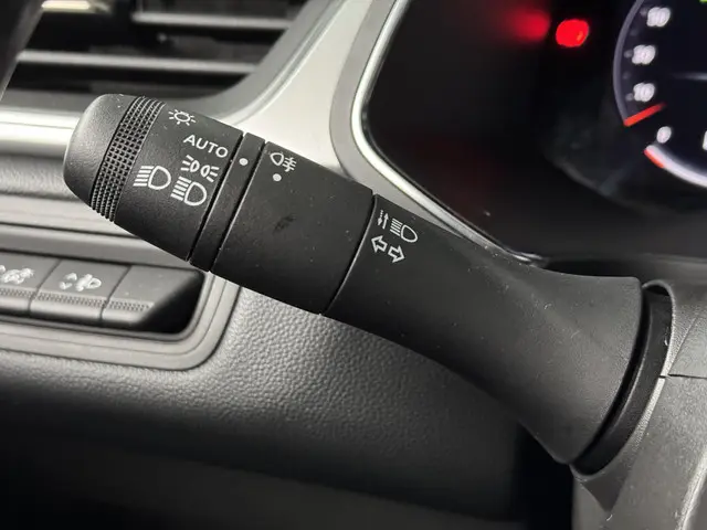 Renault Captur 1.0 TCe 90 Techno 2023 Benzine 30