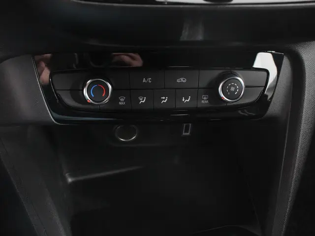 Opel Corsa 1.2 Turbo Automaat GS Line 2024 Benzine 19