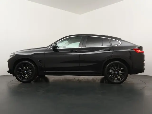 BMW X4 xDrive20i High Executive Edition 2021 Benzine 11
