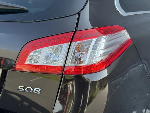 Peugeot 508 SW 1.6 e-THP GT-line 2015 Benzine 19