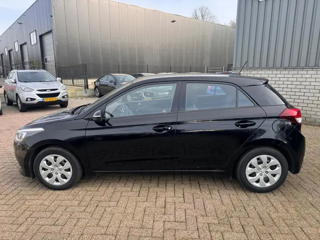 Hyundai i20 1.0 T-GDI Comfort 2019 Benzine 2