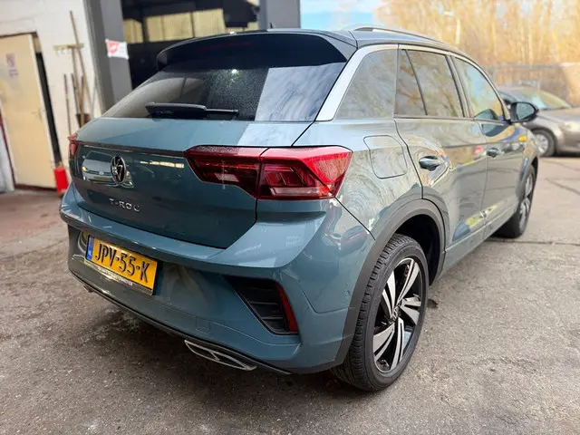 Volkswagen T-Roc 3