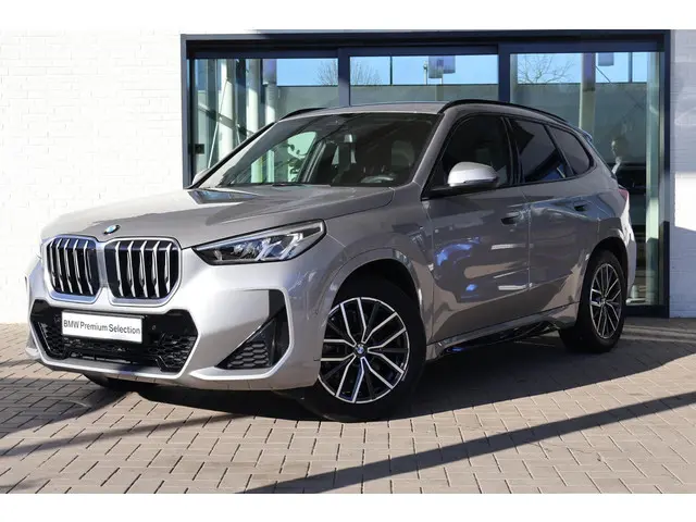 BMW X1 sDrive20i 2024 Benzine 19