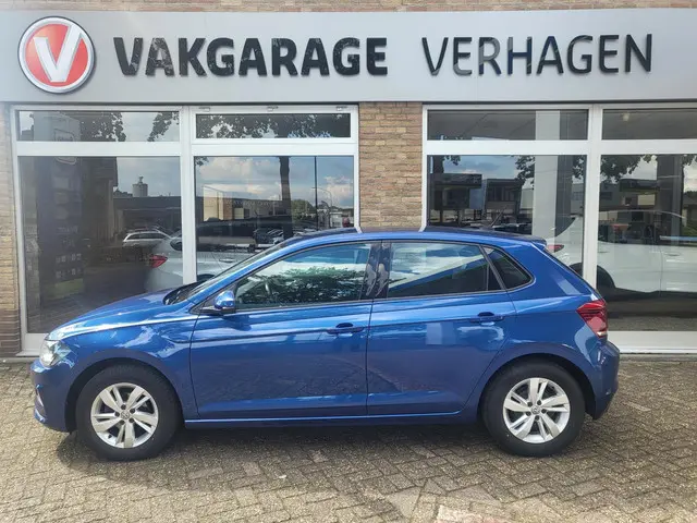 Volkswagen Polo 2