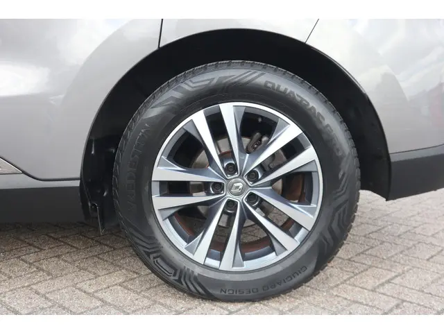 Renault Espace 1.8 TCe Limousin 7p. 2018 Benzine 21