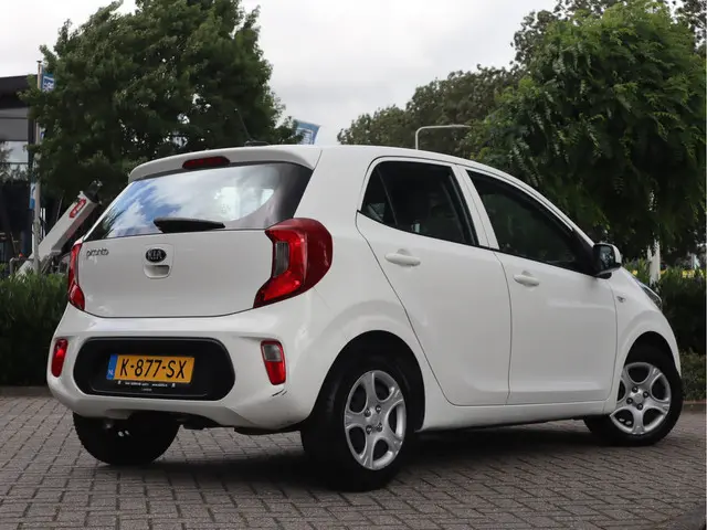 Kia Picanto 1.0 DPi 2021 Benzine 2