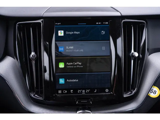 Volvo XC60 B5 Plus Dark 2023 Benzine 49