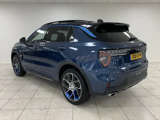 Lynk & Co 01 1.5 2024 Hybride Benzine 6