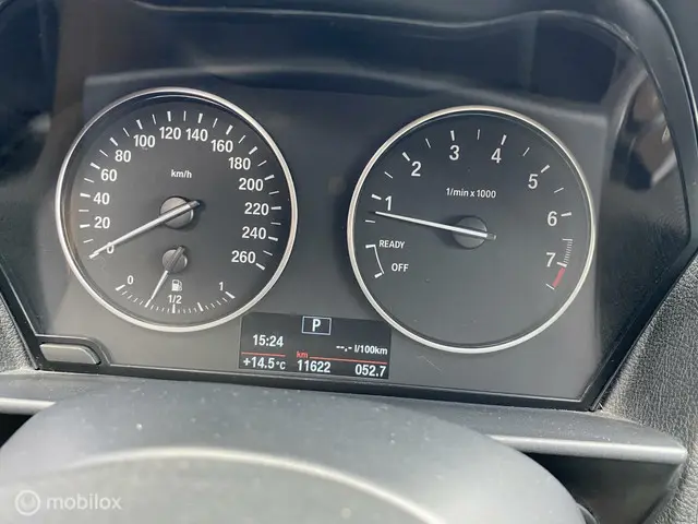 BMW 1 Serie 116i Business 2014 Benzine 13