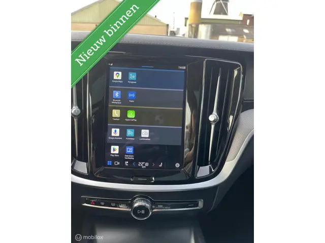 Volvo V60 2.0 B4 Ultimate Dark | 1e eigenaar 2022 Benzine 17