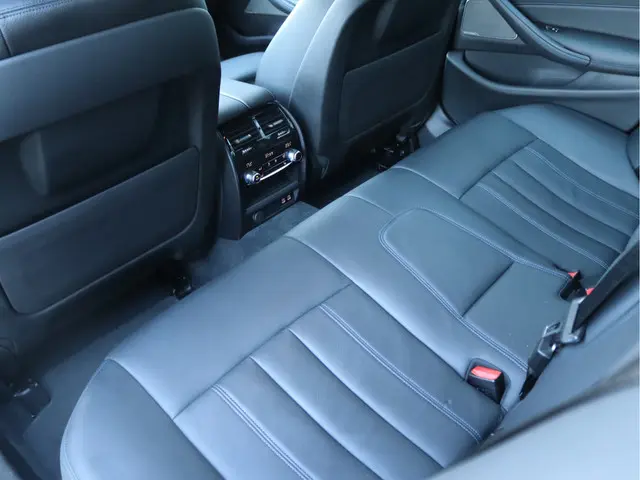 BMW 5 Serie 545e xDrive 2022 Hybride Benzine 28