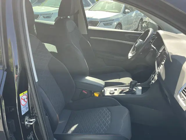 SEAT Ateca 1.5 TSi DSG FR Business Intense 2022 Benzine 11