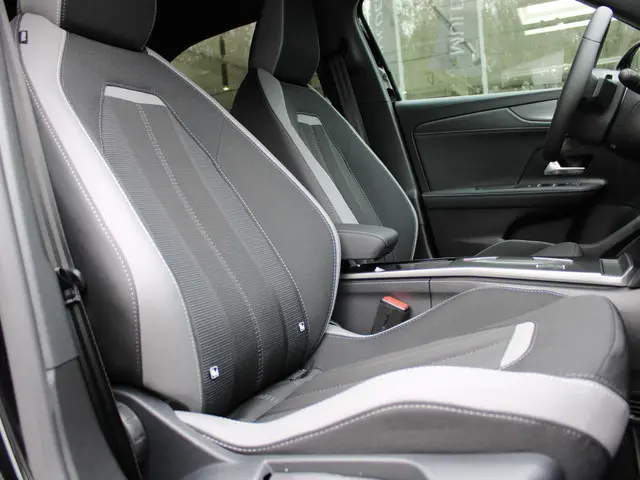 Opel Mokka 1.2 Turbo Hybrid GS 2025 Hybride Benzine 14