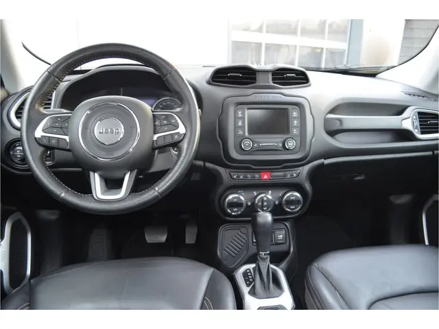Jeep Renegade 1.4 MultiAir Limited 2015 Benzine 13
