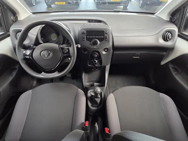 Toyota Aygo 1.0 VVT-i x-fun 2021 Benzine 14