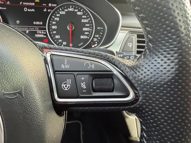 Audi A6 Avant 3.0 TFSI quattro 3X S-Line 2014 Benzine 19